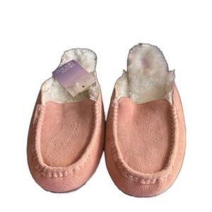 Stars Above Genuine Suede Moccasin Slippers Size 10